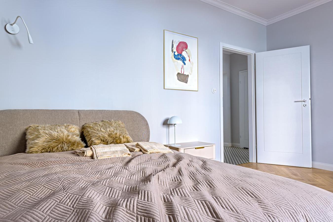 Koszykowa 3 * Warszawa